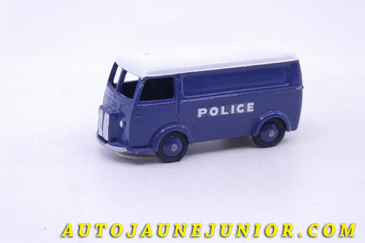 Le Dinky Toys Citroën D3A Police Proto  est en vente sur Auto Jaune Junior ! Découvrez nos collections de diecast Dinky-Toys, Corgi, Corgi-Toys, Solido, Norev… AutoJaune Junior ; Retrouvez AutoJauneJunior au magasin AutoJaune Paris, ouvert en 1984 par Vincent Espinasse. 