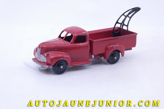 Le Dinky Toys Studebaker Dépannage Type 1 est en vente sur Auto Jaune Junior ! Découvrez nos collections de diecast Dinky-Toys, Corgi, Corgi-Toys, Solido, Norev… AutoJaune Junior ; Retrouvez AutoJauneJunior au magasin AutoJaune Paris, ouvert en 1984 par Vincent Espinasse. 