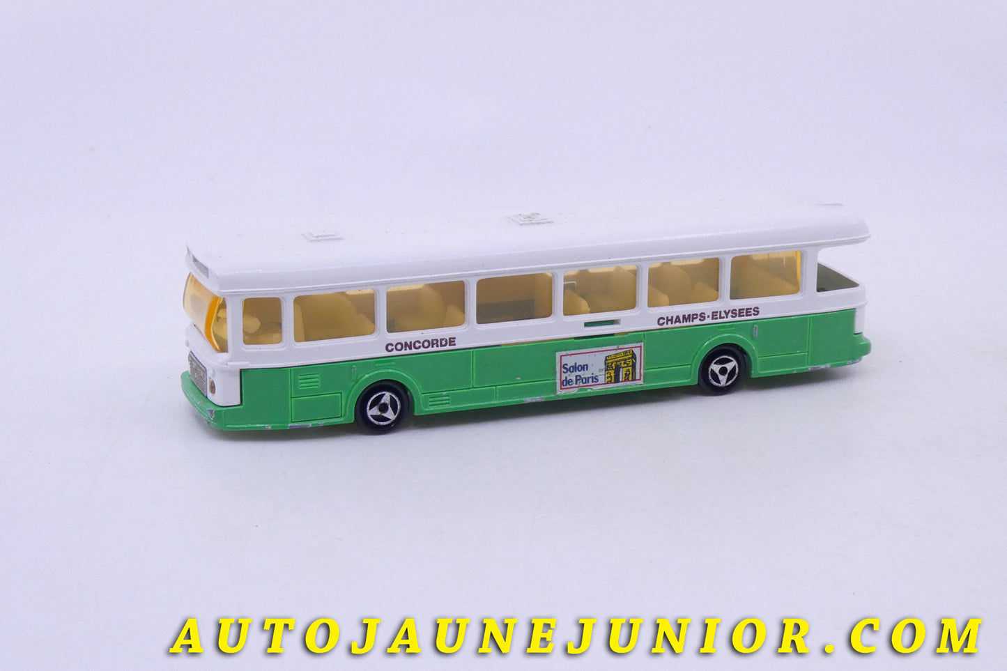 Le Majorette Saviem Autobus Parisien est en vente sur Auto Jaune Junior ! Découvrez nos collections de diecast Dinky-Toys, Corgi, Corgi-Toys, Solido, Norev… Retrouvez AutoJauneJunior au magasin AutoJaune Paris, ouvert en 1984 par Vincent Espinasse. 