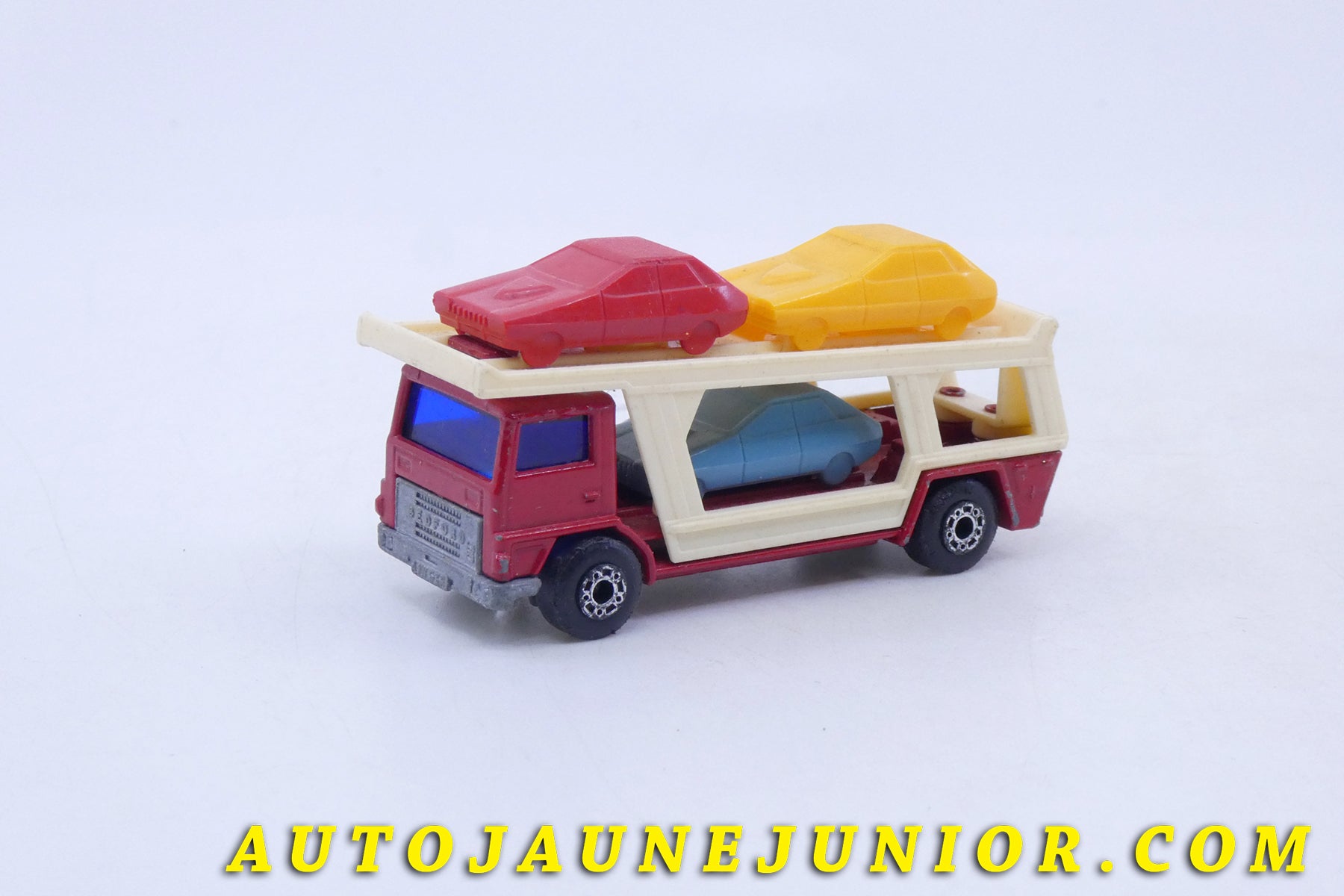 Le Matchbox Bedford Porte Auto est en vente sur Auto Jaune Junior ! Découvrez nos collections de diecast Dinky-Toys, Corgi, Corgi-Toys, Solido, Norev… AutoJaune Junior ; Retrouvez AutoJauneJunior au magasin AutoJaune Paris, ouvert en 1984 par Vincent Espinasse. 
