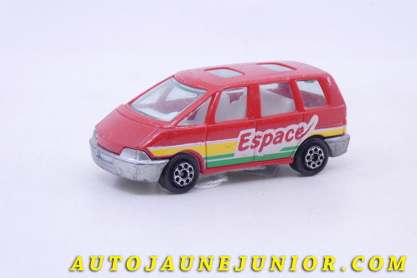 Le Bachmann COFFRET Espace est en vente sur Auto Jaune Junior ! Découvrez nos collections de diecast Dinky-Toys, Corgi, Corgi-Toys, Solido, Norev… AutoJaune Junior ; Retrouvez AutoJauneJunior au magasin AutoJaune Paris, ouvert en 1984 par Vincent Espinasse. 
