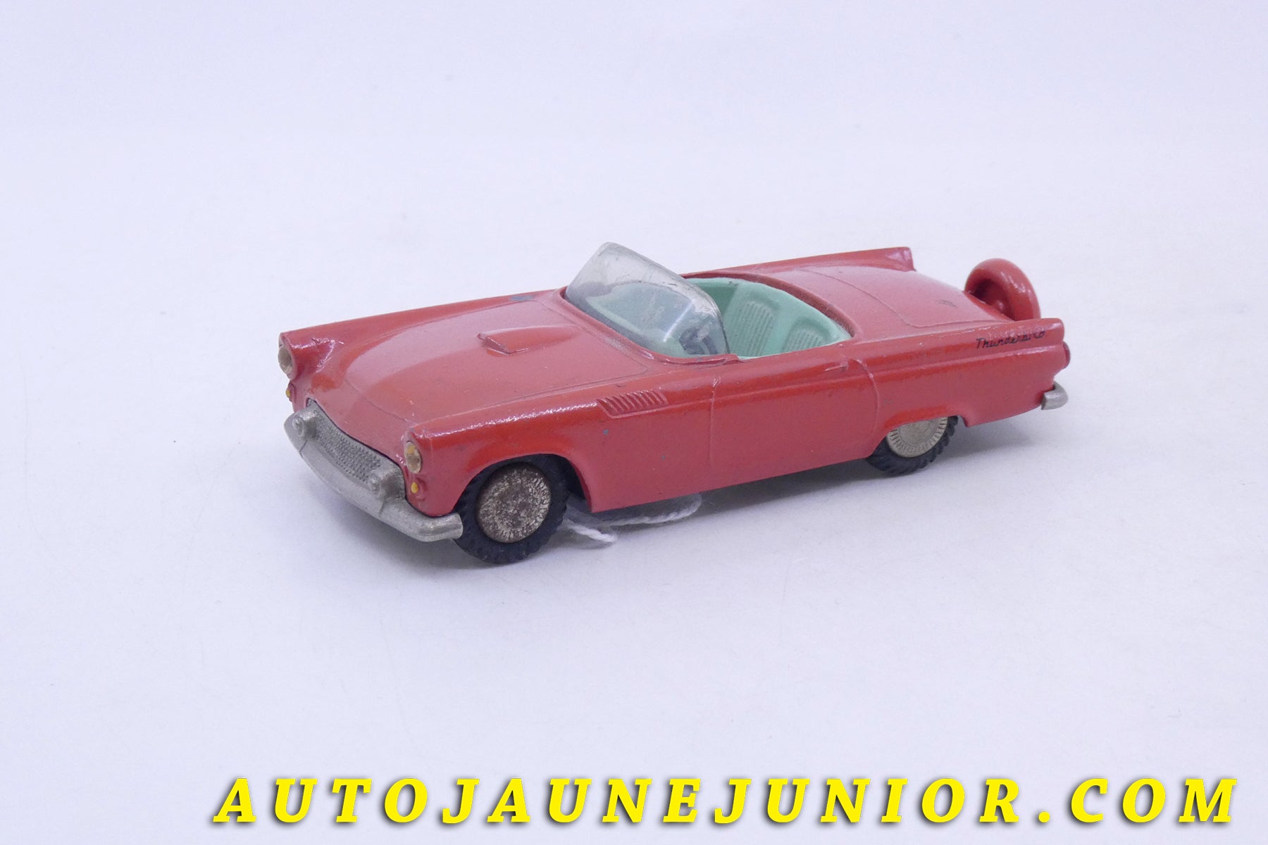 Le Tekno Ford Thunderbird est en vente sur Auto Jaune Junior ! Découvrez nos collections de diecast Dinky-Toys, Corgi, Corgi-Toys, Solido, Norev… AutoJaune Junior ; Retrouvez AutoJauneJunior au magasin AutoJaune Paris, ouvert en 1984 par Vincent Espinasse. 