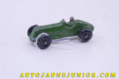 Le GB MG Ulster (Copie de la Dinky GB 35B) est en vente sur Auto Jaune Junior ! Découvrez nos collections de diecast Dinky-Toys, Corgi, Corgi-Toys, Solido, Norev… AutoJaune Junior ; Retrouvez AutoJauneJunior au magasin AutoJaune Paris, ouvert en 1984 par Vincent Espinasse. 