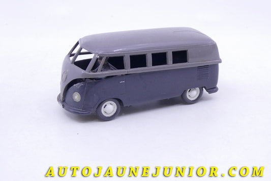 Le Wiking Volkswagen Kombi minibus est en vente sur Auto Jaune Junior ! Découvrez nos collections de diecast Dinky-Toys, Corgi, Corgi-Toys, Solido, Norev… AutoJaune Junior ; Retrouvez AutoJauneJunior au magasin AutoJaune Paris, ouvert en 1984 par Vincent Espinasse. 