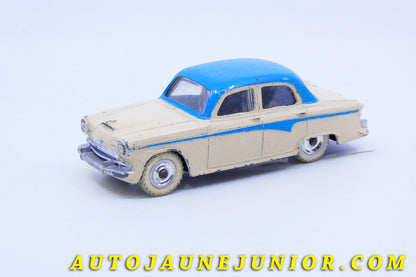 Le #3411 - Dinky Toys - Austin - A 105 Bicolore (Peu fréquente version coloris + Jantes acier !) est en vente sur Auto Jaune Junior ! Découvrez nos collections de diecast Dinky-Toys, Corgi, Corgi-Toys, Solido, Norev… Découvrez notre magasin physique , AutoJaune Paris, ouvert en 1984 par Vincent Espinasse. 41 rue Cavendish, 75019 Paris. Tel : 01 42 40 61 23. Ouvert les mardi et vendredi de 13h à 19h. 