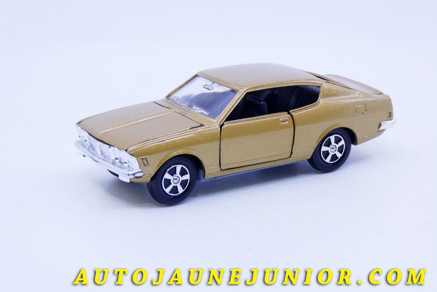 Le #3428 - ATC - Mitsubishi - Colt Galant GTO est en vente sur Auto Jaune Junior ! Découvrez nos collections de diecast Dinky-Toys, Corgi, Corgi-Toys, Solido, Norev… Découvrez notre magasin physique , AutoJaune Paris, ouvert en 1984 par Vincent Espinasse. 41 rue Cavendish, 75019 Paris. Tel : 01 42 40 61 23. Ouvert les mardi et vendredi de 13h à 19h. 