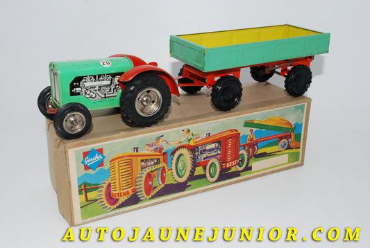 Le #3462 - Gescha - Western Germany - Tracteur  agricole à friction avec sa remorque  est en vente sur Auto Jaune Junior ! Découvrez nos collections de diecast Dinky-Toys, Corgi, Corgi-Toys, Solido, Norev… Découvrez notre magasin physique , AutoJaune Paris, ouvert en 1984 par Vincent Espinasse. 41 rue Cavendish, 75019 Paris. Tel : 01 42 40 61 23. Ouvert les mardi et vendredi de 13h à 19h. 