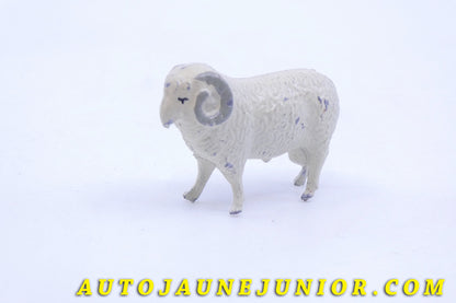 Le #3603 - France (PH) - Animal - Bélier est en vente sur Auto Jaune Junior ! Découvrez nos collections de diecast Dinky-Toys, Corgi, Corgi-Toys, Solido, Norev… Découvrez notre magasin physique , AutoJaune Paris, ouvert en 1984 par Vincent Espinasse. 41 rue Cavendish, 75019 Paris. Tel : 01 42 40 61 23. Ouvert les mardi et vendredi de 13h à 19h. 