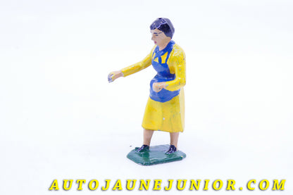 Le #3616 - France (PH) - Personnage - Paysanne est en vente sur Auto Jaune Junior ! Découvrez nos collections de diecast Dinky-Toys, Corgi, Corgi-Toys, Solido, Norev… Découvrez notre magasin physique , AutoJaune Paris, ouvert en 1984 par Vincent Espinasse. 41 rue Cavendish, 75019 Paris. Tel : 01 42 40 61 23. Ouvert les mardi et vendredi de 13h à 19h. 