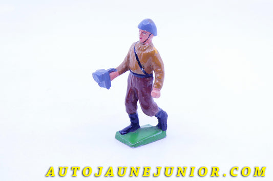 Le #3627 - Profusion Mecchanica (PM) - Personnage - Soldat est en vente sur Auto Jaune Junior ! Découvrez nos collections de diecast Dinky-Toys, Corgi, Corgi-Toys, Solido, Norev… Découvrez notre magasin physique , AutoJaune Paris, ouvert en 1984 par Vincent Espinasse. 41 rue Cavendish, 75019 Paris. Tel : 01 42 40 61 23. Ouvert les mardi et vendredi de 13h à 19h. 