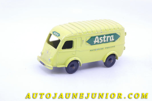 Le C-I-J Renault 1000 Kgs "Astra" est en vente sur Auto Jaune Junior ! Découvrez nos collections de diecast Dinky-Toys, Corgi, Corgi-Toys, Solido, Norev… Retrouvez AutoJauneJunior au magasin AutoJaune Paris, ouvert en 1984 par Vincent Espinasse. 