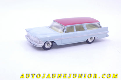 Le #3710 - Corgi Toys - Plymouth - Sports Sururban (Couleur peu fréquente) est en vente sur Auto Jaune Junior ! Découvrez nos collections de diecast Dinky-Toys, Corgi, Corgi-Toys, Solido, Norev… Découvrez notre magasin physique , AutoJaune Paris, ouvert en 1984 par Vincent Espinasse. 41 rue Cavendish, 75019 Paris. Tel : 01 42 40 61 23. Ouvert les mardi et vendredi de 13h à 19h. 