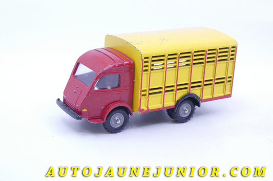 Le C-I-J Renault 2,5t bétaillère est en vente sur Auto Jaune Junior ! Découvrez nos collections de diecast Dinky-Toys, Corgi, Corgi-Toys, Solido, Norev… AutoJaune Junior ; Retrouvez AutoJauneJunior au magasin AutoJaune Paris, ouvert en 1984 par Vincent Espinasse. 