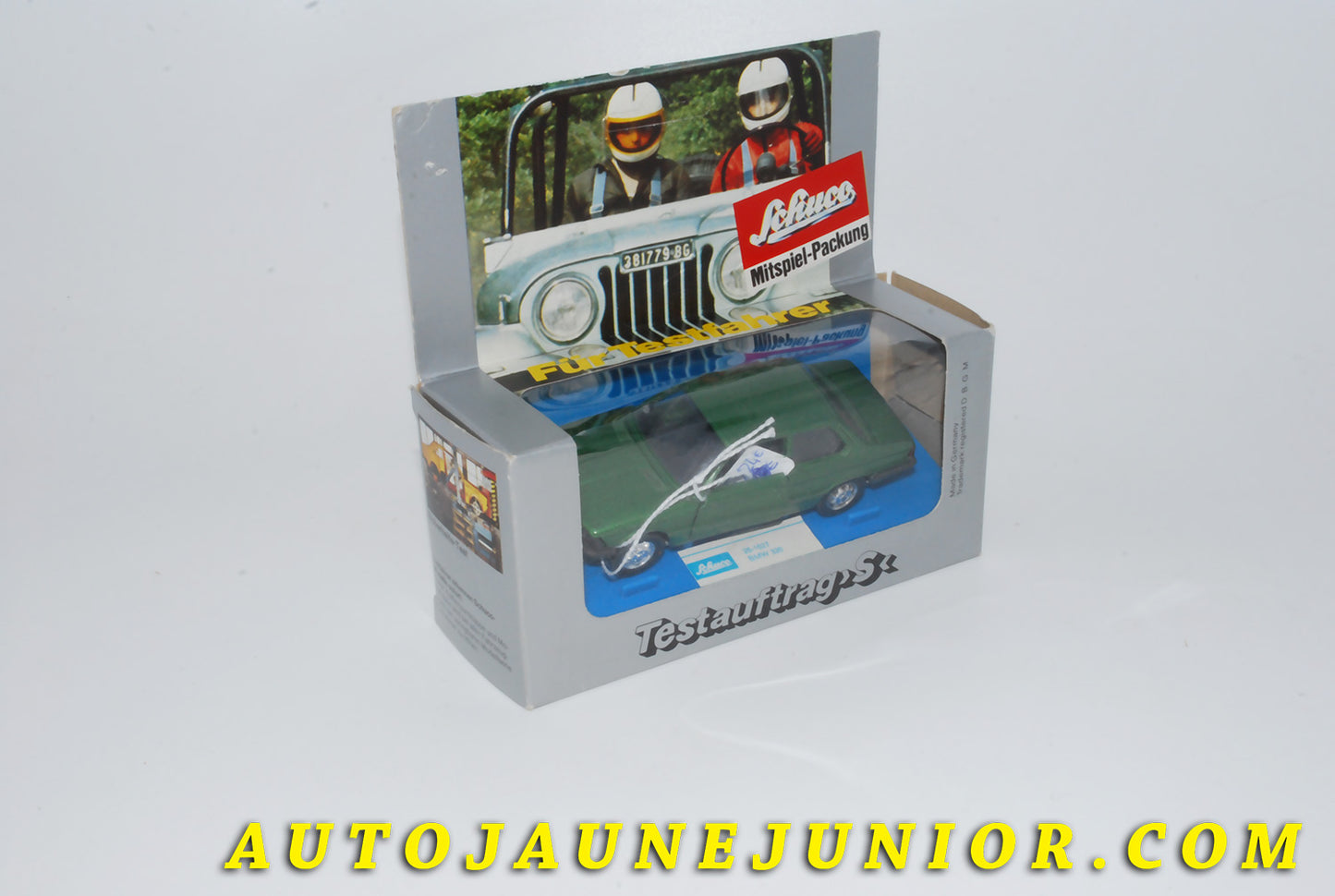 Le #3740 - Schuco - BMW - 320 berline  est en vente sur Auto Jaune Junior ! Découvrez nos collections de diecast Dinky-Toys, Corgi, Corgi-Toys, Solido, Norev… Découvrez notre magasin physique , AutoJaune Paris, ouvert en 1984 par Vincent Espinasse. 41 rue Cavendish, 75019 Paris. Tel : 01 42 40 61 23. Ouvert les mardi et vendredi de 13h à 19h. 