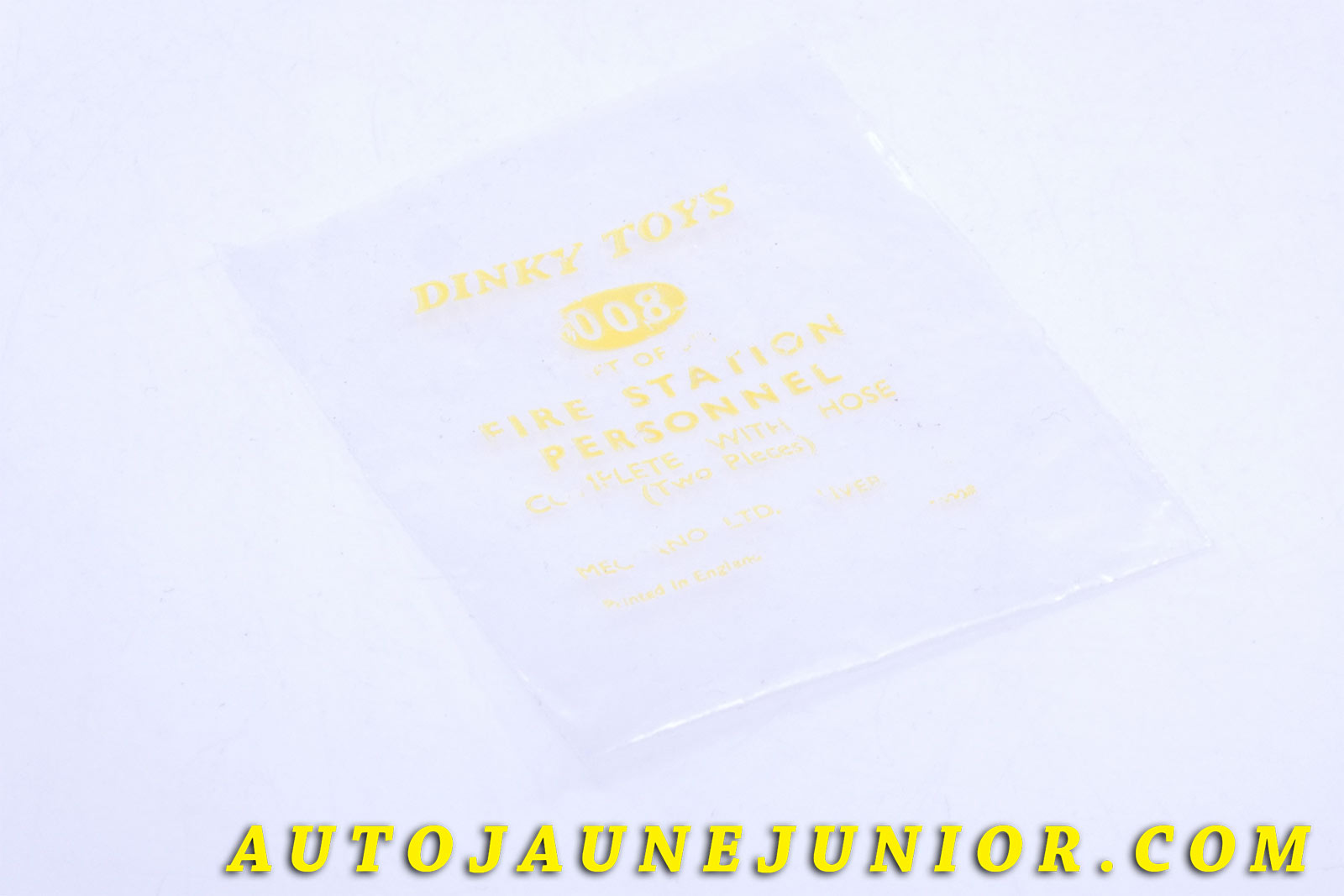 Le #3910 - Dinky Toys - Sachet de pièces détaches Vide - Fire Station Personnel -  Complete with Hose (2 pieces) est en vente sur Auto Jaune Junior ! Découvrez nos collections de diecast Dinky-Toys, Corgi, Corgi-Toys, Solido, Norev… Découvrez notre magasin physique , AutoJaune Paris, ouvert en 1984 par Vincent Espinasse. 41 rue Cavendish, 75019 Paris. Tel : 01 42 40 61 23. Ouvert les mardi et vendredi de 13h à 19h. 