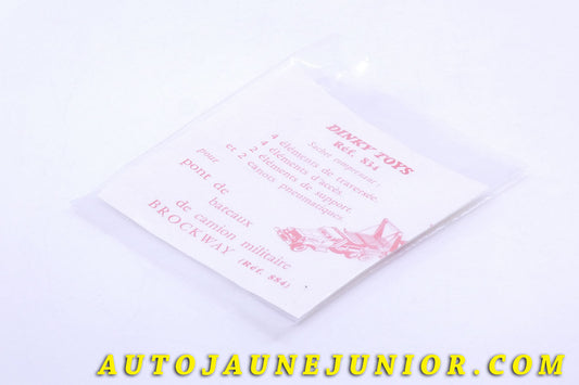 Le #3921 - Dinky Toys - Sachet Vide - Pack accessoires Brockway (Original) - Provenance "Collection R.Goirand" est en vente sur Auto Jaune Junior ! Découvrez nos collections de diecast Dinky-Toys, Corgi, Corgi-Toys, Solido, Norev… Découvrez notre magasin physique , AutoJaune Paris, ouvert en 1984 par Vincent Espinasse. 41 rue Cavendish, 75019 Paris. Tel : 01 42 40 61 23. Ouvert les mardi et vendredi de 13h à 19h. 