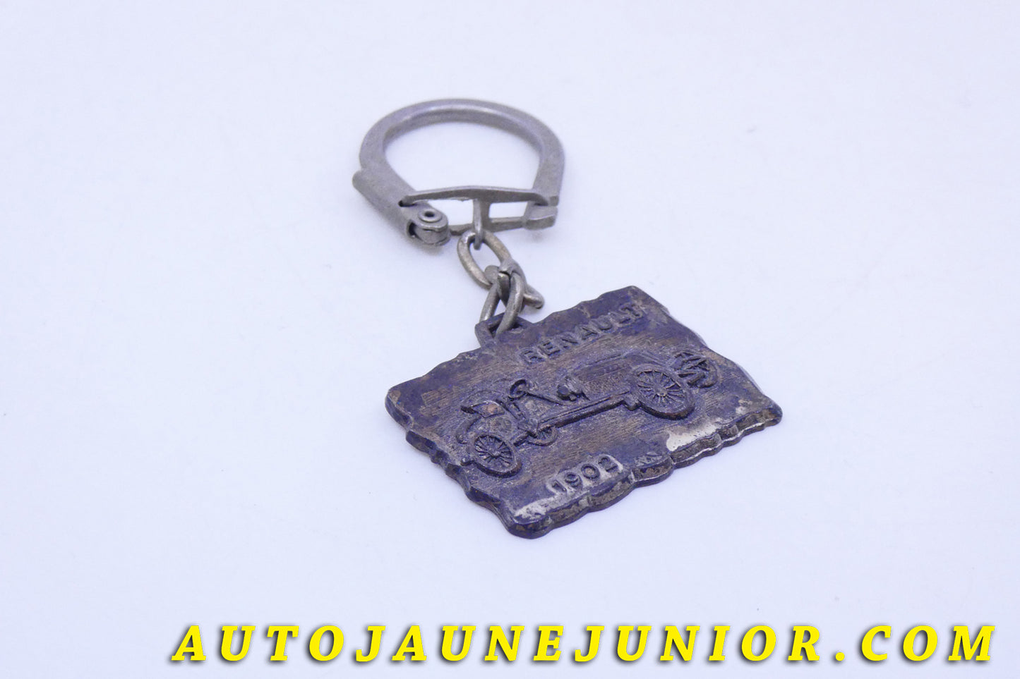 Le #3923 - Autre Fabriquant - Renault - Ancêtre 1902 - Publicitaire est en vente sur Auto Jaune Junior ! Découvrez nos collections de diecast Dinky-Toys, Corgi, Corgi-Toys, Solido, Norev… Découvrez notre magasin physique , AutoJaune Paris, ouvert en 1984 par Vincent Espinasse. 41 rue Cavendish, 75019 Paris. Tel : 01 42 40 61 23. Ouvert les mardi et vendredi de 13h à 19h. 