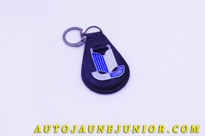 Le #3937 - Standard - Triumph - Porte Clée   est en vente sur Auto Jaune Junior ! Découvrez nos collections de diecast Dinky-Toys, Corgi, Corgi-Toys, Solido, Norev… Découvrez notre magasin physique , AutoJaune Paris, ouvert en 1984 par Vincent Espinasse. 41 rue Cavendish, 75019 Paris. Tel : 01 42 40 61 23. Ouvert les mardi et vendredi de 13h à 19h. 