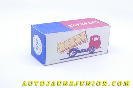 Le #3960 - C-I-J - Saviem - Benne Charbonnière est en vente sur Auto Jaune Junior ! Découvrez nos collections de diecast Dinky-Toys, Corgi, Corgi-Toys, Solido, Norev… Découvrez notre magasin physique , AutoJaune Paris, ouvert en 1984 par Vincent Espinasse. 41 rue Cavendish, 75019 Paris. Tel : 01 42 40 61 23. Ouvert les mardi et vendredi de 13h à 19h. 