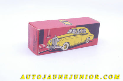 Le #3972 - Quiralu - Rolls Royce - Silver Cloud est en vente sur Auto Jaune Junior ! Découvrez nos collections de diecast Dinky-Toys, Corgi, Corgi-Toys, Solido, Norev… Découvrez notre magasin physique , AutoJaune Paris, ouvert en 1984 par Vincent Espinasse. 41 rue Cavendish, 75019 Paris. Tel : 01 42 40 61 23. Ouvert les mardi et vendredi de 13h à 19h. 