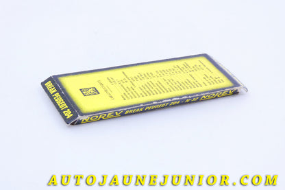 Le #3987 - Norev - Peugeot - Socle original boite Mica - 204 Break  (Rare !) est en vente sur Auto Jaune Junior ! Découvrez nos collections de diecast Dinky-Toys, Corgi, Corgi-Toys, Solido, Norev… Découvrez notre magasin physique , AutoJaune Paris, ouvert en 1984 par Vincent Espinasse. 41 rue Cavendish, 75019 Paris. Tel : 01 42 40 61 23. Ouvert les mardi et vendredi de 13h à 19h. 