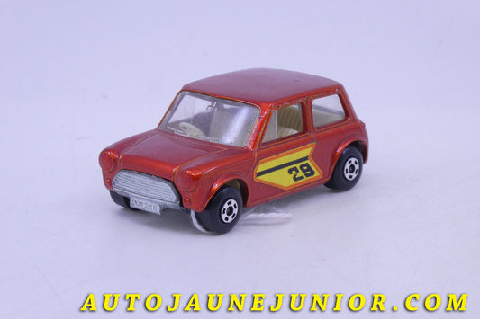Le Matchbox Austin Mini Racing est en vente sur Auto Jaune Junior ! Découvrez nos collections de diecast Dinky-Toys, Corgi, Corgi-Toys, Solido, Norev… AutoJaune Junior ; Retrouvez AutoJauneJunior au magasin AutoJaune Paris, ouvert en 1984 par Vincent Espinasse. 