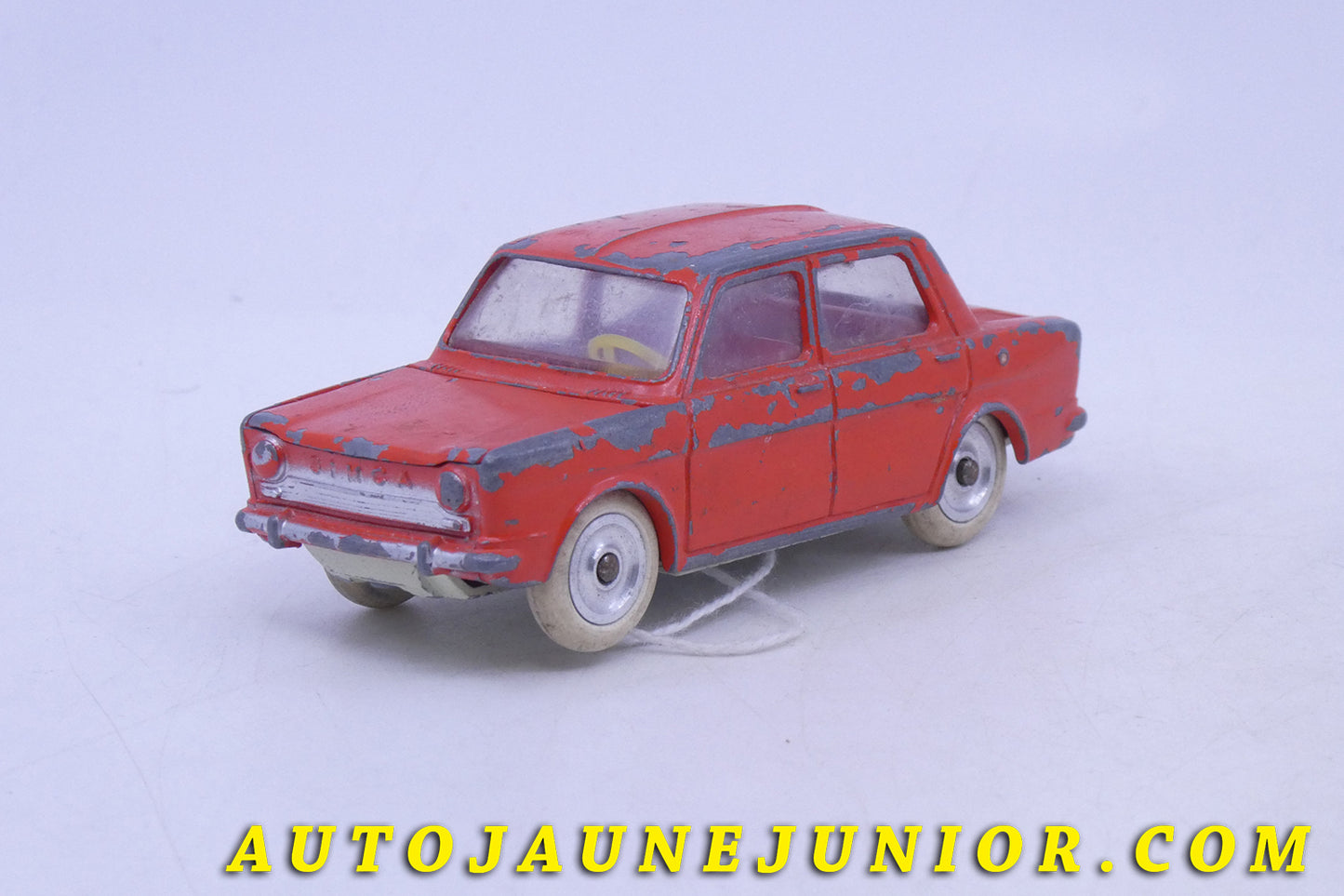 Le JRD Simca 1000 Berline (Rare Couleure) est en vente sur Auto Jaune Junior ! Découvrez nos collections de diecast Dinky-Toys, Corgi, Corgi-Toys, Solido, Norev… AutoJaune Junior ; Retrouvez AutoJauneJunior au magasin AutoJaune Paris, ouvert en 1984 par Vincent Espinasse. 