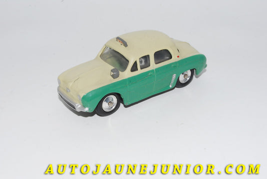 Le #4109 - C-I-J - Renault - Dauphine Taxi est en vente sur Auto Jaune Junior ! Découvrez nos collections de diecast Dinky-Toys, Corgi, Corgi-Toys, Solido, Norev… Découvrez notre magasin physique , AutoJaune Paris, ouvert en 1984 par Vincent Espinasse. 41 rue Cavendish, 75019 Paris. Tel : 01 42 40 61 23. Ouvert les mardi et vendredi de 13h à 19h. 