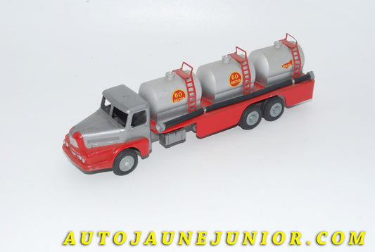 Le #4115 - JRD - Unic - Izoard transport de liquide 60 hectos est en vente sur Auto Jaune Junior ! Découvrez nos collections de diecast Dinky-Toys, Corgi, Corgi-Toys, Solido, Norev… Découvrez notre magasin physique , AutoJaune Paris, ouvert en 1984 par Vincent Espinasse. 41 rue Cavendish, 75019 Paris. Tel : 01 42 40 61 23. Ouvert les mardi et vendredi de 13h à 19h. 