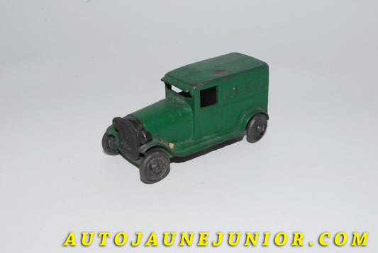 Le #4149 - Tootsietoys - Ford - "A" camionnette US mail est en vente sur Auto Jaune Junior ! Découvrez nos collections de diecast Dinky-Toys, Corgi, Corgi-Toys, Solido, Norev… Découvrez notre magasin physique , AutoJaune Paris, ouvert en 1984 par Vincent Espinasse. 41 rue Cavendish, 75019 Paris. Tel : 01 42 40 61 23. Ouvert les mardi et vendredi de 13h à 19h. 