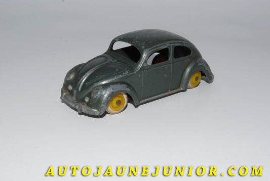 Le #4168 - C-I-J - Volkswagen - 1200'54 - Type 1 est en vente sur Auto Jaune Junior ! Découvrez nos collections de diecast Dinky-Toys, Corgi, Corgi-Toys, Solido, Norev… Découvrez notre magasin physique , AutoJaune Paris, ouvert en 1984 par Vincent Espinasse. 41 rue Cavendish, 75019 Paris. Tel : 01 42 40 61 23. Ouvert les mardi et vendredi de 13h à 19h. 
