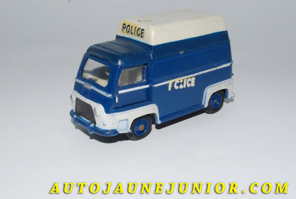 Le #4171 - C-I-J - Renault - Estafette surélevée police est en vente sur Auto Jaune Junior ! Découvrez nos collections de diecast Dinky-Toys, Corgi, Corgi-Toys, Solido, Norev… Découvrez notre magasin physique , AutoJaune Paris, ouvert en 1984 par Vincent Espinasse. 41 rue Cavendish, 75019 Paris. Tel : 01 42 40 61 23. Ouvert les mardi et vendredi de 13h à 19h. 