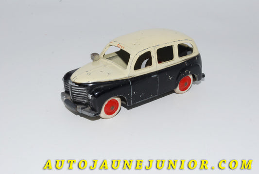 Le #4175 - C-I-J - Renault - Prairie Taxi Type 1 est en vente sur Auto Jaune Junior ! Découvrez nos collections de diecast Dinky-Toys, Corgi, Corgi-Toys, Solido, Norev… Découvrez notre magasin physique , AutoJaune Paris, ouvert en 1984 par Vincent Espinasse. 41 rue Cavendish, 75019 Paris. Tel : 01 42 40 61 23. Ouvert les mardi et vendredi de 13h à 19h. 