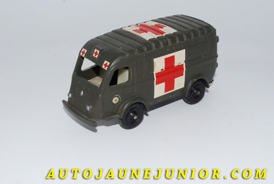 Le #4188 - C-I-J - Renault - 1000Kgs fourgon ambulance militaire est en vente sur Auto Jaune Junior ! Découvrez nos collections de diecast Dinky-Toys, Corgi, Corgi-Toys, Solido, Norev… Découvrez notre magasin physique , AutoJaune Paris, ouvert en 1984 par Vincent Espinasse. 41 rue Cavendish, 75019 Paris. Tel : 01 42 40 61 23. Ouvert les mardi et vendredi de 13h à 19h. 