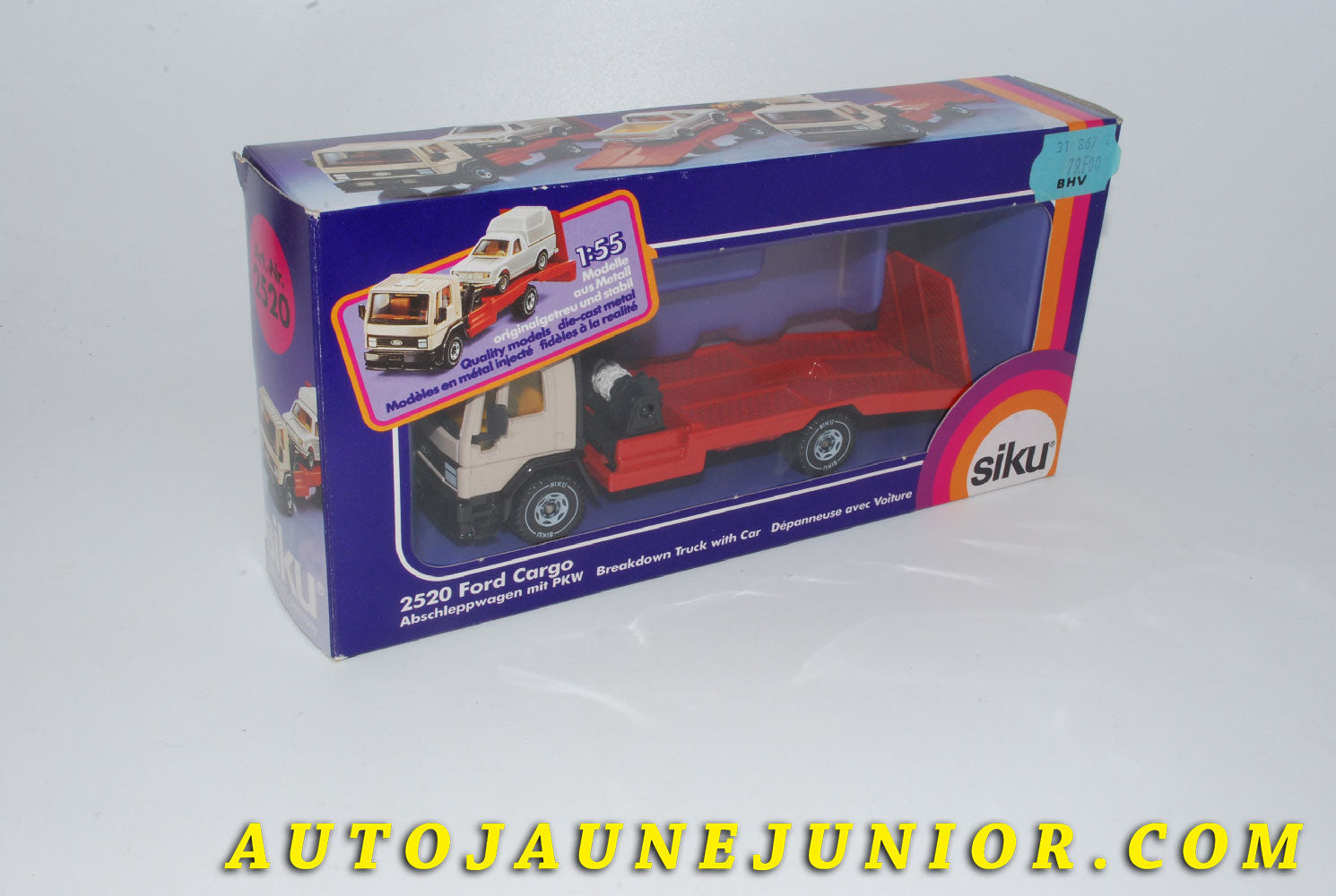 Le #4209 - Siku - Ford - Camion Cargo Plateau dépanneuse est en vente sur Auto Jaune Junior ! Découvrez nos collections de diecast Dinky-Toys, Corgi, Corgi-Toys, Solido, Norev… Découvrez notre magasin physique , AutoJaune Paris, ouvert en 1984 par Vincent Espinasse. 41 rue Cavendish, 75019 Paris. Tel : 01 42 40 61 23. Ouvert les mardi et vendredi de 13h à 19h. 
