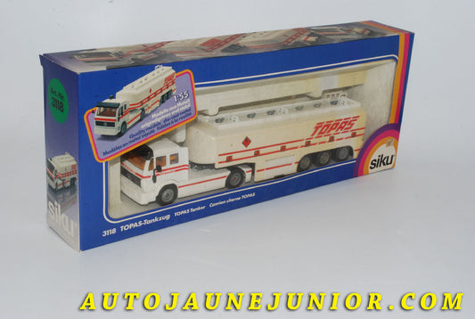 Le #4217 - Siku - Mercedes - Camion Mercedes Cabine SK - L Pavillon Europcab - Semi remorque Citerne "TOPAS" est en vente sur Auto Jaune Junior ! Découvrez nos collections de diecast Dinky-Toys, Corgi, Corgi-Toys, Solido, Norev… Découvrez notre magasin physique , AutoJaune Paris, ouvert en 1984 par Vincent Espinasse. 41 rue Cavendish, 75019 Paris. Tel : 01 42 40 61 23. Ouvert les mardi et vendredi de 13h à 19h. 
