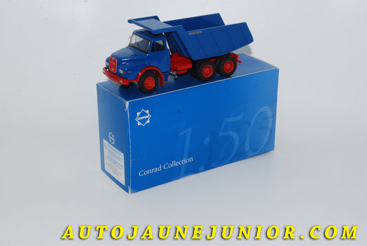Le #4234 - Conrad - Man - Camion  26.240 à cabine courte "Kurzhaubeeet  Benne Basculante 3 essieux "Meiller-Kipper" est en vente sur Auto Jaune Junior ! Découvrez nos collections de diecast Dinky-Toys, Corgi, Corgi-Toys, Solido, Norev… Découvrez notre magasin physique , AutoJaune Paris, ouvert en 1984 par Vincent Espinasse. 41 rue Cavendish, 75019 Paris. Tel : 01 42 40 61 23. Ouvert les mardi et vendredi de 13h à 19h. 