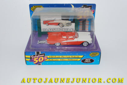 Le #4250 - Road Champ - Oldsmobile - Starfire Convertible "1955" est en vente sur Auto Jaune Junior ! Découvrez nos collections de diecast Dinky-Toys, Corgi, Corgi-Toys, Solido, Norev… Découvrez notre magasin physique , AutoJaune Paris, ouvert en 1984 par Vincent Espinasse. 41 rue Cavendish, 75019 Paris. Tel : 01 42 40 61 23. Ouvert les mardi et vendredi de 13h à 19h. 