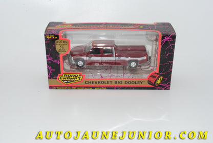 Le #4265 - Autre Fabriquant - Chevrolet - Pick Up Big Dooley est en vente sur Auto Jaune Junior ! Découvrez nos collections de diecast Dinky-Toys, Corgi, Corgi-Toys, Solido, Norev… Découvrez notre magasin physique , AutoJaune Paris, ouvert en 1984 par Vincent Espinasse. 41 rue Cavendish, 75019 Paris. Tel : 01 42 40 61 23. Ouvert les mardi et vendredi de 13h à 19h. 