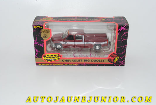Le #4265 - Autre Fabriquant - Chevrolet - Pick Up Big Dooley est en vente sur Auto Jaune Junior ! Découvrez nos collections de diecast Dinky-Toys, Corgi, Corgi-Toys, Solido, Norev… Découvrez notre magasin physique , AutoJaune Paris, ouvert en 1984 par Vincent Espinasse. 41 rue Cavendish, 75019 Paris. Tel : 01 42 40 61 23. Ouvert les mardi et vendredi de 13h à 19h. 