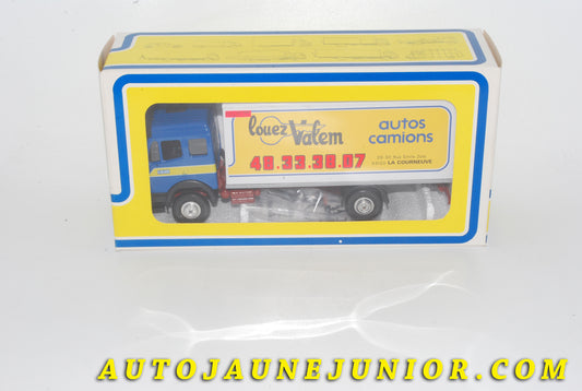 Le #4274 - LBS - Eligor - Mercedes - 1748 Porteur  Fourgon  "Louez Valem" est en vente sur Auto Jaune Junior ! Découvrez nos collections de diecast Dinky-Toys, Corgi, Corgi-Toys, Solido, Norev… Découvrez notre magasin physique , AutoJaune Paris, ouvert en 1984 par Vincent Espinasse. 41 rue Cavendish, 75019 Paris. Tel : 01 42 40 61 23. Ouvert les mardi et vendredi de 13h à 19h. 