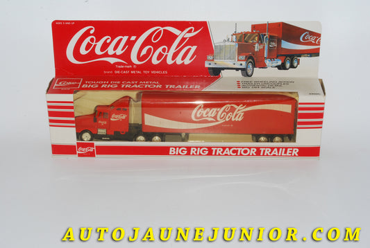 Le #4281 - Hartoy - Big Rig Tractor Trailer - Camion Mack semi-remorque fourgon "Coca-Cola" est en vente sur Auto Jaune Junior ! Découvrez nos collections de diecast Dinky-Toys, Corgi, Corgi-Toys, Solido, Norev… Découvrez notre magasin physique , AutoJaune Paris, ouvert en 1984 par Vincent Espinasse. 41 rue Cavendish, 75019 Paris. Tel : 01 42 40 61 23. Ouvert les mardi et vendredi de 13h à 19h. 
