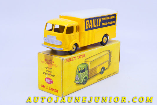 Le #4314 - Dinky Toys - Simca - Cargo fourgon Bailly est en vente sur Auto Jaune Junior ! Découvrez nos collections de diecast Dinky-Toys, Corgi, Corgi-Toys, Solido, Norev… Découvrez notre magasin physique , AutoJaune Paris, ouvert en 1984 par Vincent Espinasse. 41 rue Cavendish, 75019 Paris. Tel : 01 42 40 61 23. Ouvert les mardi et vendredi de 13h à 19h. 