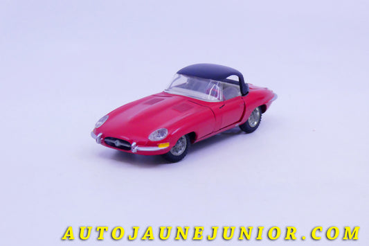 Le #4317 - Tekno - Jaguar - Type E "Kirk" est en vente sur Auto Jaune Junior ! Découvrez nos collections de diecast Dinky-Toys, Corgi, Corgi-Toys, Solido, Norev… Découvrez notre magasin physique , AutoJaune Paris, ouvert en 1984 par Vincent Espinasse. 41 rue Cavendish, 75019 Paris. Tel : 01 42 40 61 23. Ouvert les mardi et vendredi de 13h à 19h. 