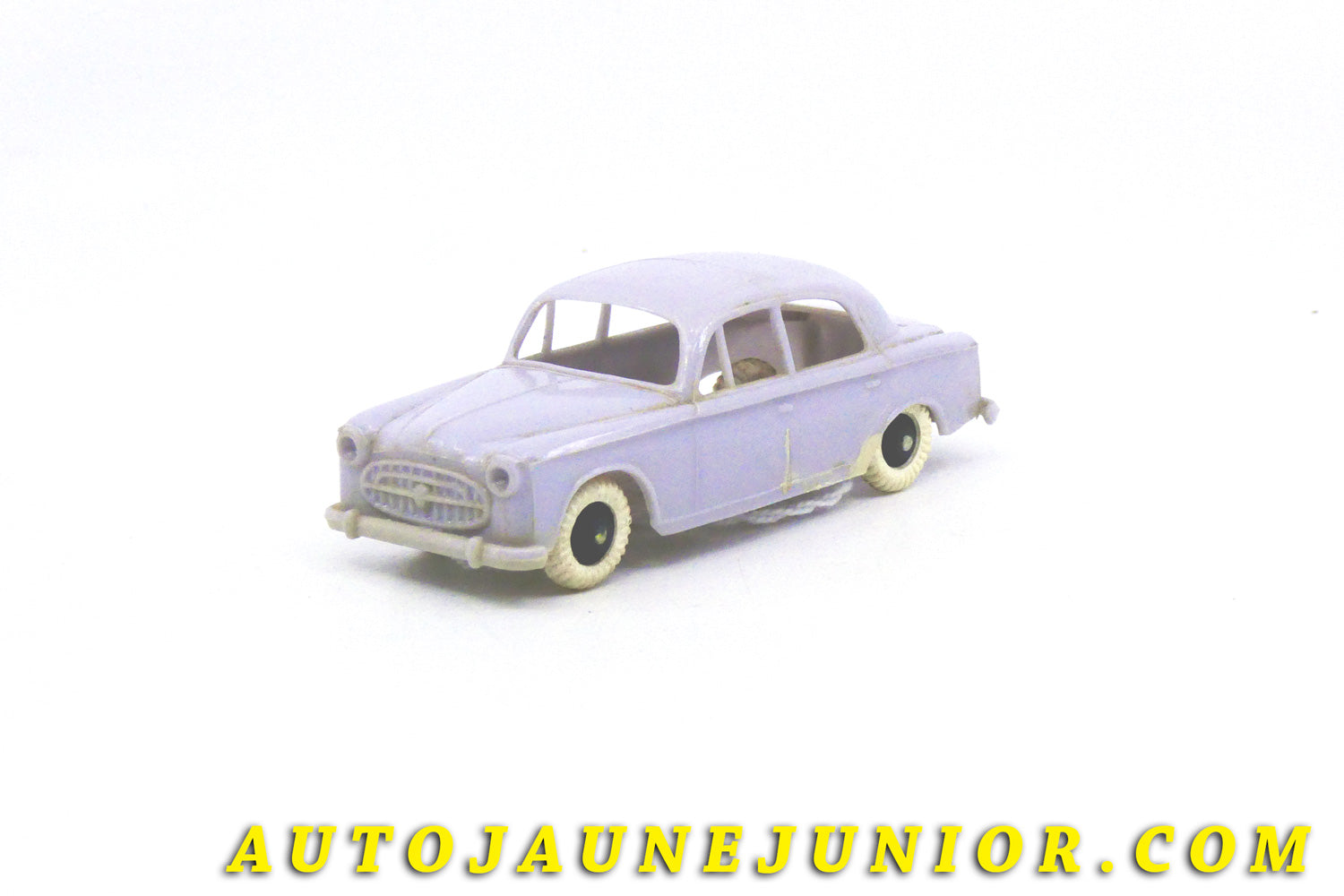 Le #4358 - Clé - Peugeot - 403 Berline "BONUS"  Version Luxe est en vente sur Auto Jaune Junior ! Découvrez nos collections de diecast Dinky-Toys, Corgi, Corgi-Toys, Solido, Norev… Découvrez notre magasin physique , AutoJaune Paris, ouvert en 1984 par Vincent Espinasse. 41 rue Cavendish, 75019 Paris. Tel : 01 42 40 61 23. Ouvert les mardi et vendredi de 13h à 19h. 