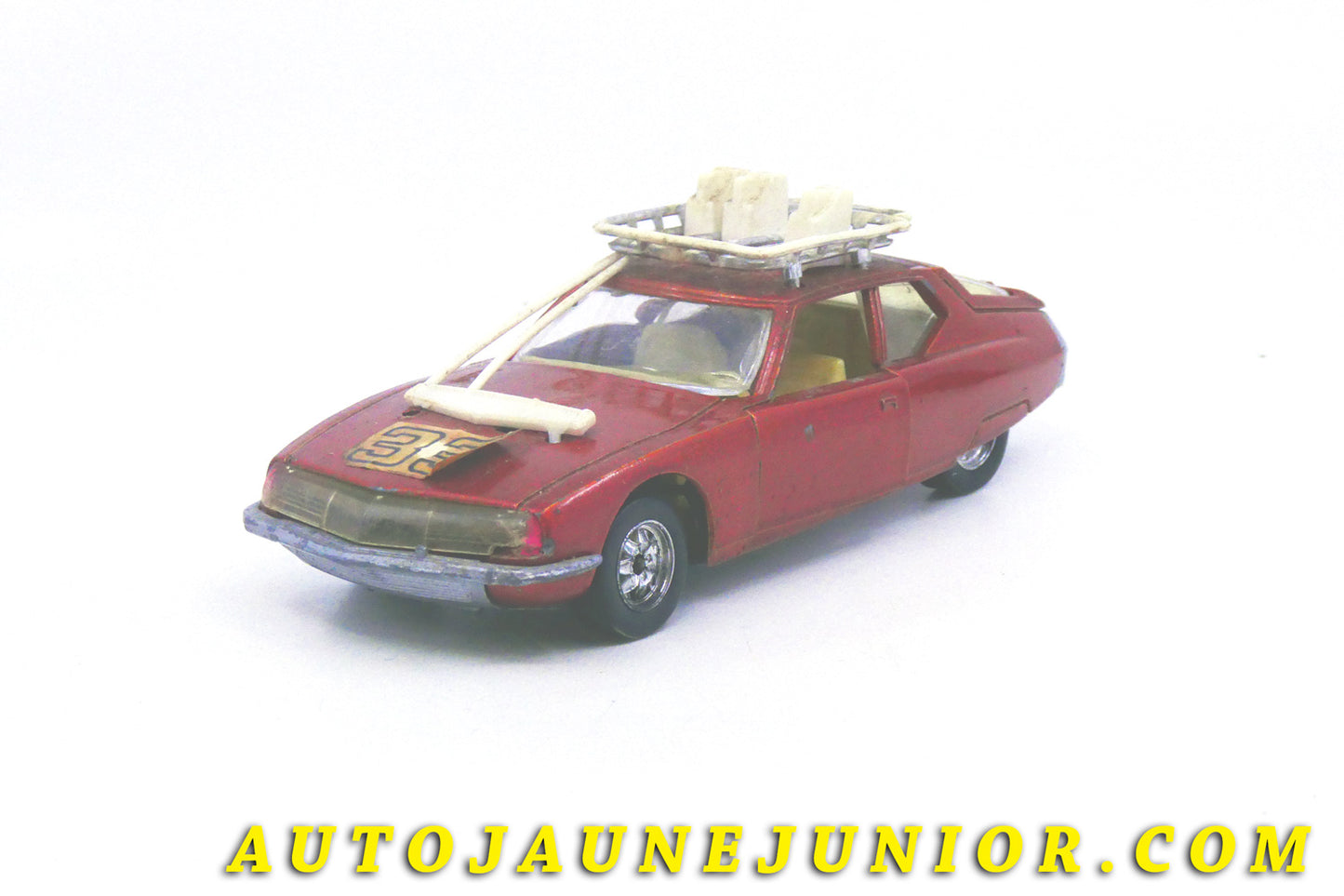 Le #4378 - Guisval - Citroën - SM Safari  est en vente sur Auto Jaune Junior ! Découvrez nos collections de diecast Dinky-Toys, Corgi, Corgi-Toys, Solido, Norev… Découvrez notre magasin physique , AutoJaune Paris, ouvert en 1984 par Vincent Espinasse. 41 rue Cavendish, 75019 Paris. Tel : 01 42 40 61 23. Ouvert les mardi et vendredi de 13h à 19h. 