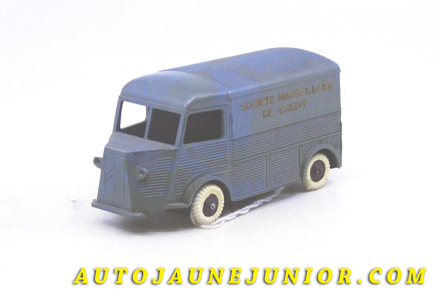 Le #4384 - Clé - Citroën - Fourgon 1200 Kgs - Type H (HY)  « Société Marseillaise de Crédit »  est en vente sur Auto Jaune Junior ! Découvrez nos collections de diecast Dinky-Toys, Corgi, Corgi-Toys, Solido, Norev… Découvrez notre magasin physique , AutoJaune Paris, ouvert en 1984 par Vincent Espinasse. 41 rue Cavendish, 75019 Paris. Tel : 01 42 40 61 23. Ouvert les mardi et vendredi de 13h à 19h. 