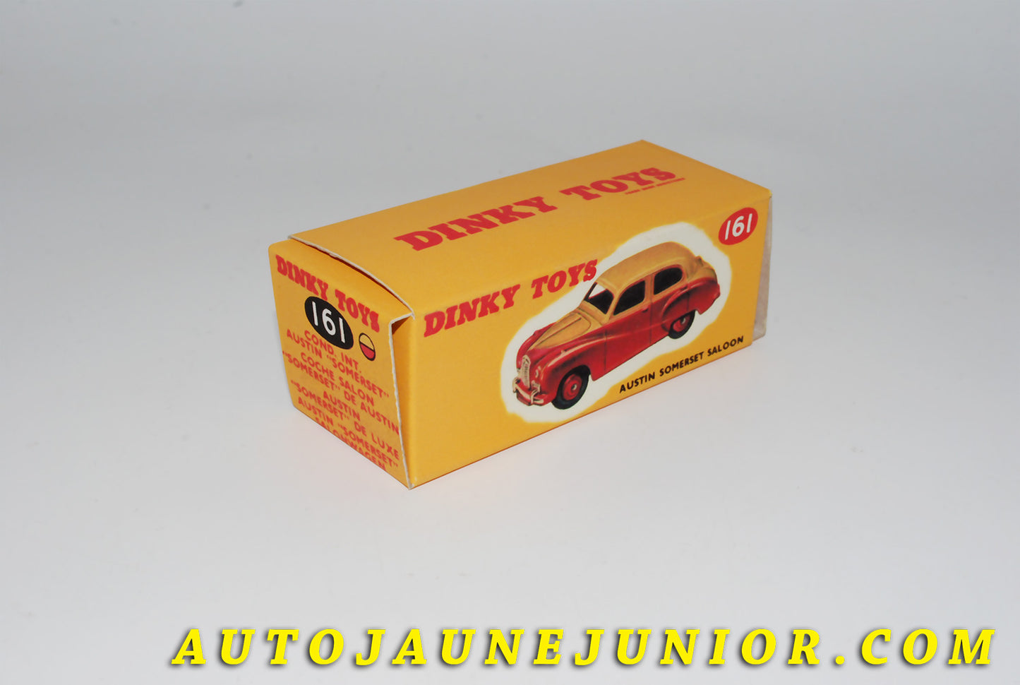 Le #4404 - Dinky Toys - Austin - Boite vide (REPRO) Sommerser Saloon est en vente sur Auto Jaune Junior ! Découvrez nos collections de diecast Dinky-Toys, Corgi, Corgi-Toys, Solido, Norev… Découvrez notre magasin physique , AutoJaune Paris, ouvert en 1984 par Vincent Espinasse. 41 rue Cavendish, 75019 Paris. Tel : 01 42 40 61 23. Ouvert les mardi et vendredi de 13h à 19h. 