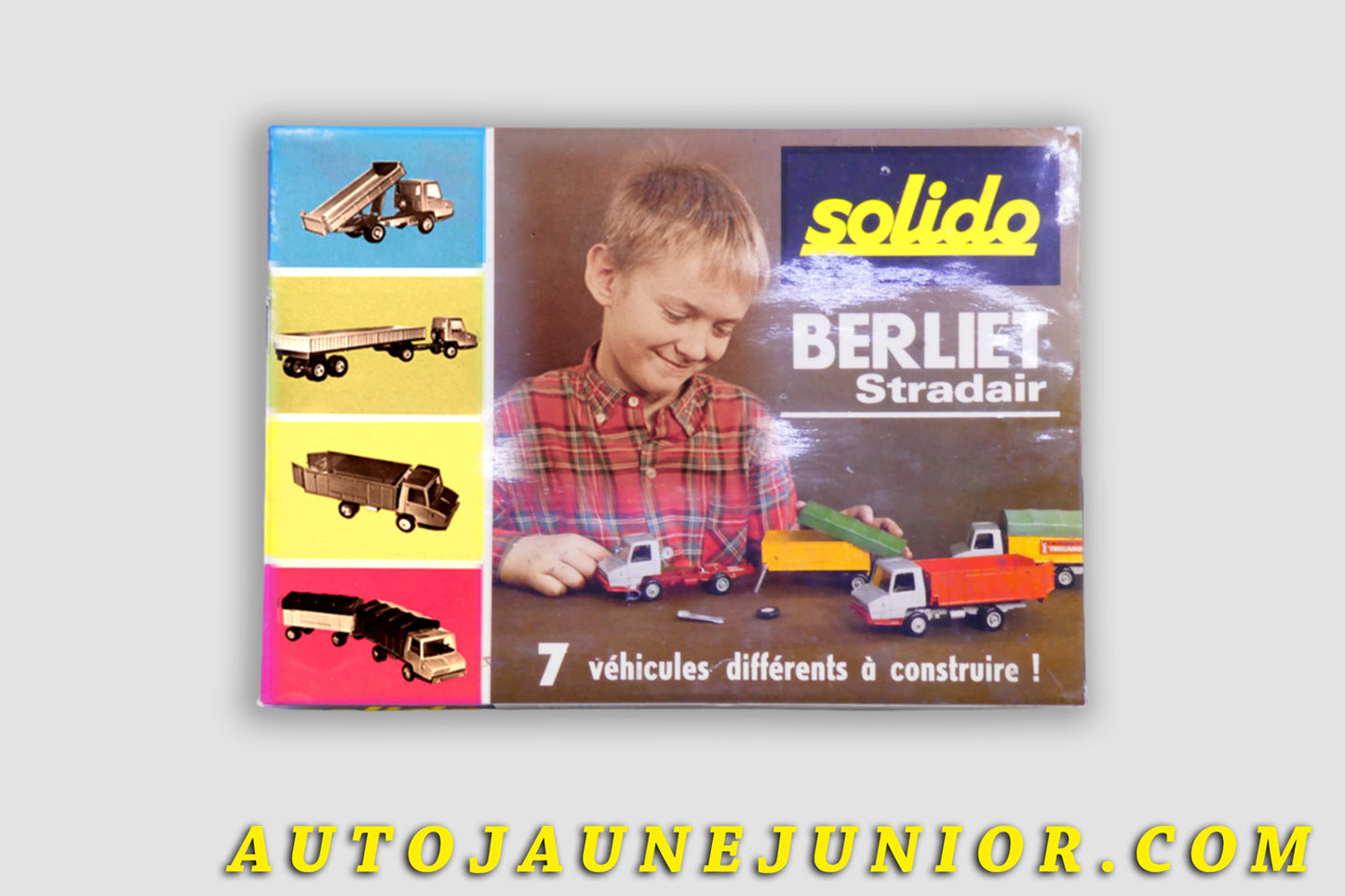 Le #4439 - Solido - Berliet - Coffret de montage Stradair   (7 véhicules à construire) est en vente sur Auto Jaune Junior ! Découvrez nos collections de diecast Dinky-Toys, Corgi, Corgi-Toys, Solido, Norev… Découvrez notre magasin physique , AutoJaune Paris, ouvert en 1984 par Vincent Espinasse. 41 rue Cavendish, 75019 Paris. Tel : 01 42 40 61 23. Ouvert les mardi et vendredi de 13h à 19h. 
