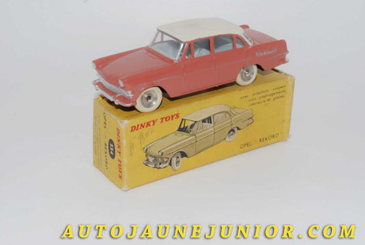 Le #4505 - Dinky Toys - Opel - Rekord 1961 est en vente sur Auto Jaune Junior ! Découvrez nos collections de diecast Dinky-Toys, Corgi, Corgi-Toys, Solido, Norev… Découvrez notre magasin physique , AutoJaune Paris, ouvert en 1984 par Vincent Espinasse. 41 rue Cavendish, 75019 Paris. Tel : 01 42 40 61 23. Ouvert les mardi et vendredi de 13h à 19h. 